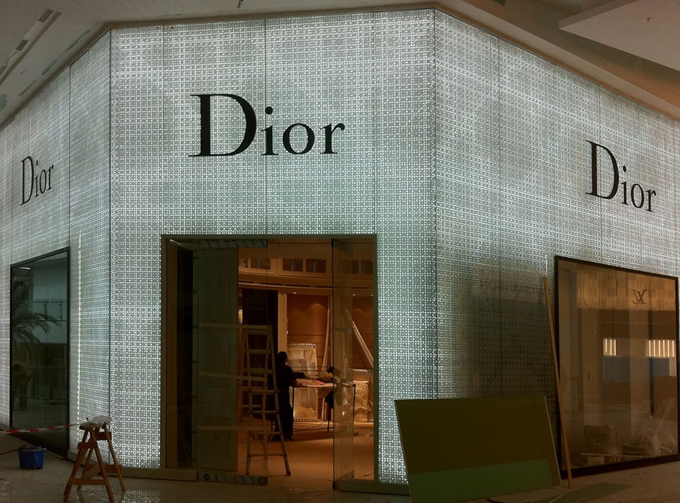 Montaggio arredi Dior